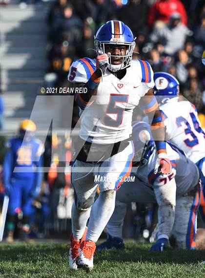 Thumbnail 1 in East St. Louis @ Crete-Monee (IHSA Class 6A Semifinal) photogallery.
