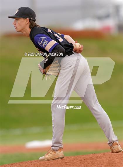 Thumbnail 1 in Sunrise Mountain @ Virgin Valley photogallery.