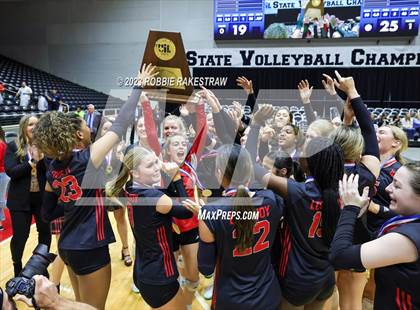 Thumbnail 1 in Liberty Hill vs. Lovejoy (UIL 5A Volleyball Final Medal Ceremony) photogallery.