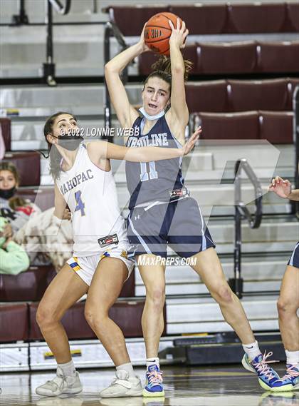 Thumbnail 3 in Ursuline vs Mahopac (Slam Dunk Showcase) photogallery.