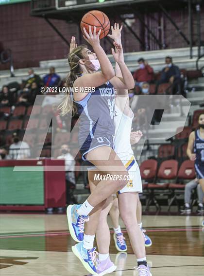 Thumbnail 3 in Ursuline vs Mahopac (Slam Dunk Showcase) photogallery.