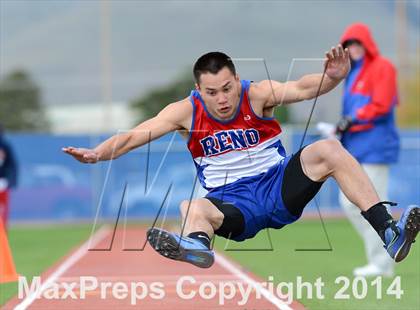 Thumbnail 2 in NIAA Northern Nevada D1 Regional Qualifying Meet  photogallery.