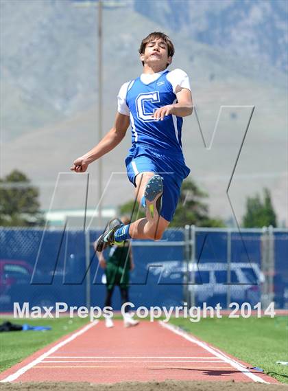 Thumbnail 2 in NIAA Northern Nevada D1 Regional Qualifying Meet  photogallery.