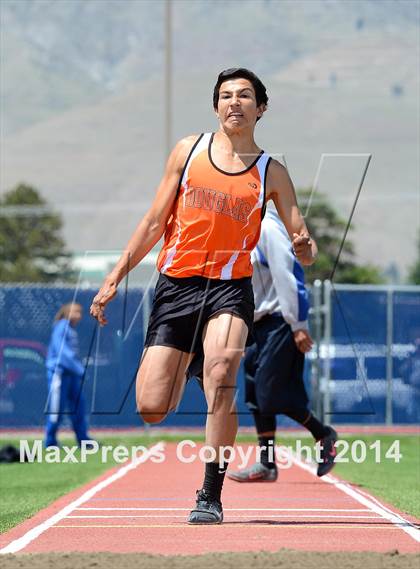Thumbnail 1 in NIAA Northern Nevada D1 Regional Qualifying Meet  photogallery.