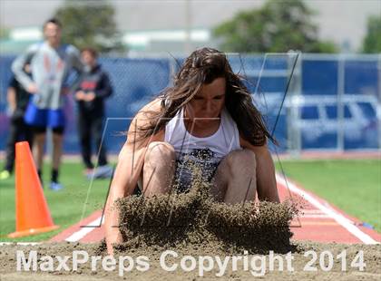 Thumbnail 2 in NIAA Northern Nevada D1 Regional Qualifying Meet  photogallery.