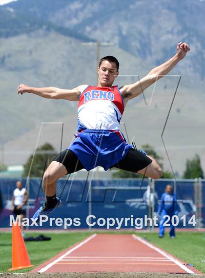 Thumbnail 2 in NIAA Northern Nevada D1 Regional Qualifying Meet  photogallery.