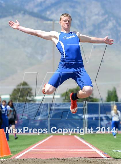 Thumbnail 2 in NIAA Northern Nevada D1 Regional Qualifying Meet  photogallery.