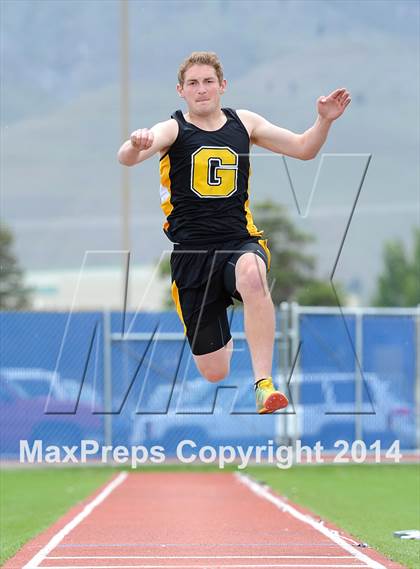 Thumbnail 1 in NIAA Northern Nevada D1 Regional Qualifying Meet  photogallery.