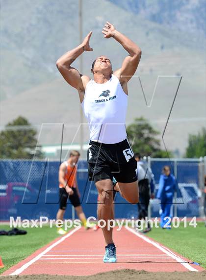 Thumbnail 3 in NIAA Northern Nevada D1 Regional Qualifying Meet  photogallery.