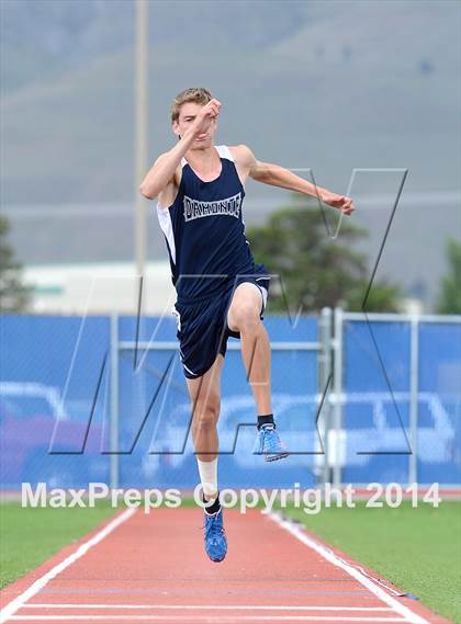 Thumbnail 1 in NIAA Northern Nevada D1 Regional Qualifying Meet  photogallery.