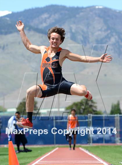 Thumbnail 2 in NIAA Northern Nevada D1 Regional Qualifying Meet  photogallery.