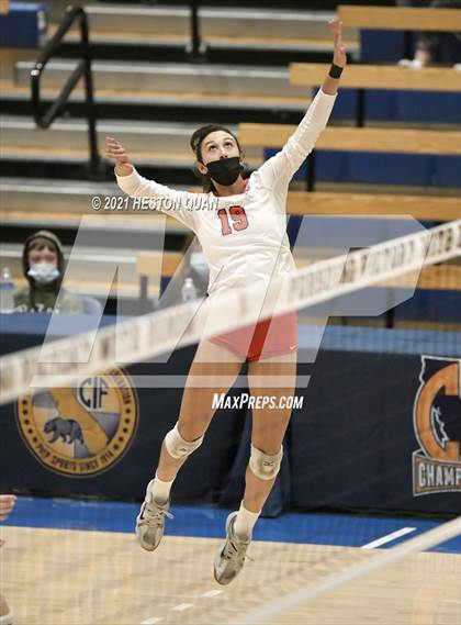 Thumbnail 2 in Hillsdale vs. Harvard-Westlake (CIF State D1 Final) photogallery.