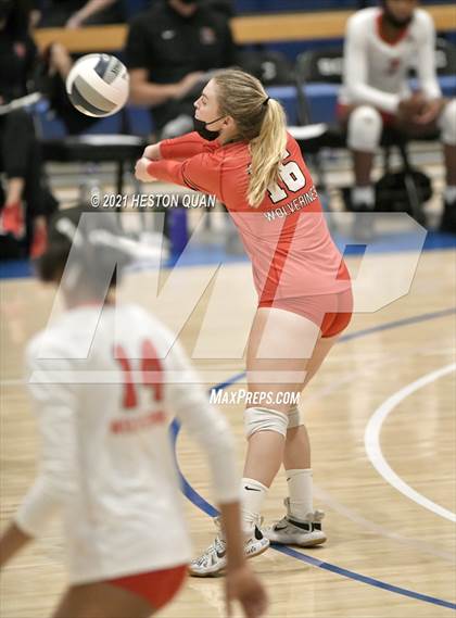 Thumbnail 3 in Hillsdale vs. Harvard-Westlake (CIF State D1 Final) photogallery.