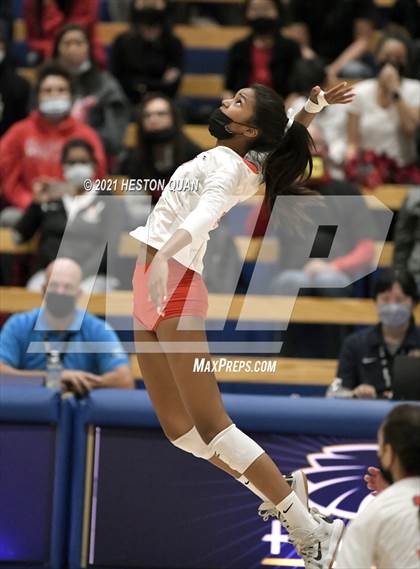Thumbnail 3 in Hillsdale vs. Harvard-Westlake (CIF State D1 Final) photogallery.
