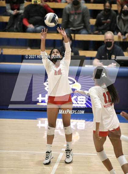 Thumbnail 1 in Hillsdale vs. Harvard-Westlake (CIF State D1 Final) photogallery.
