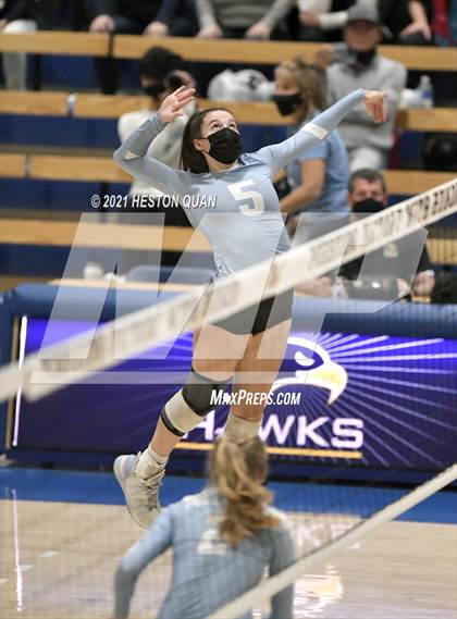Thumbnail 3 in Hillsdale vs. Harvard-Westlake (CIF State D1 Final) photogallery.