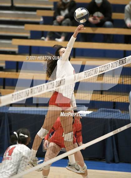 Thumbnail 3 in Hillsdale vs. Harvard-Westlake (CIF State D1 Final) photogallery.