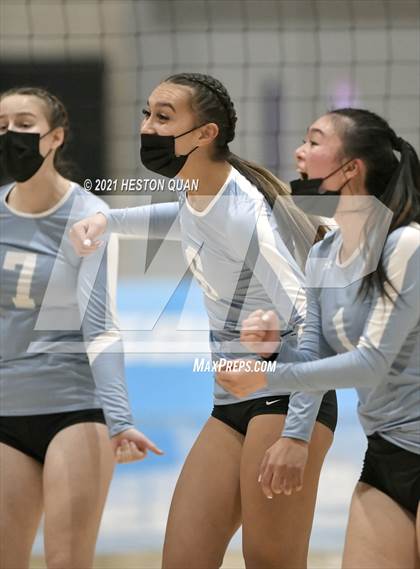 Thumbnail 1 in Hillsdale vs. Harvard-Westlake (CIF State D1 Final) photogallery.