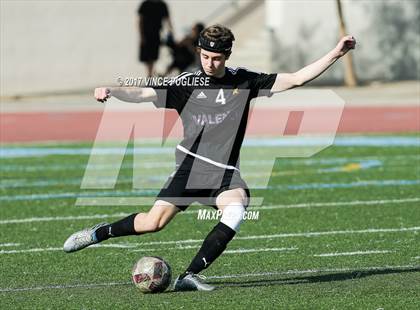 Thumbnail 2 in Burroughs vs. Valencia (CV Winter Classic) photogallery.