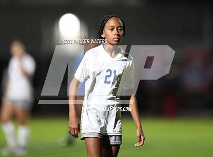 Thumbnail 2 in St. Charles Catholic @ Metairie Park Country Day (Div. IV Bi-District Playoff) photogallery.