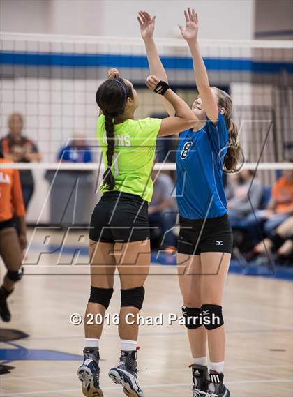 Thumbnail 2 in Mineola @ Rains photogallery.