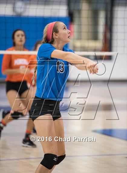 Thumbnail 2 in Mineola @ Rains photogallery.