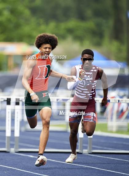 Thumbnail 2 in FHSAA 1A & 3A Finals (400 Meters Hurdles) photogallery.