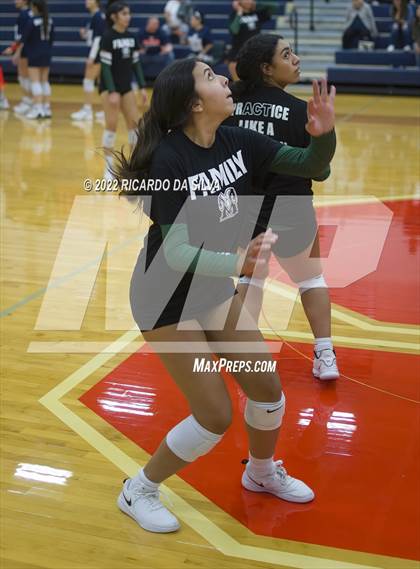 Thumbnail 1 in Seven Lakes vs Mayde Creek photogallery.