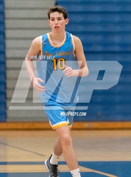 Thumbnail 1 in First Colonial @ Oscar Smith  photogallery.