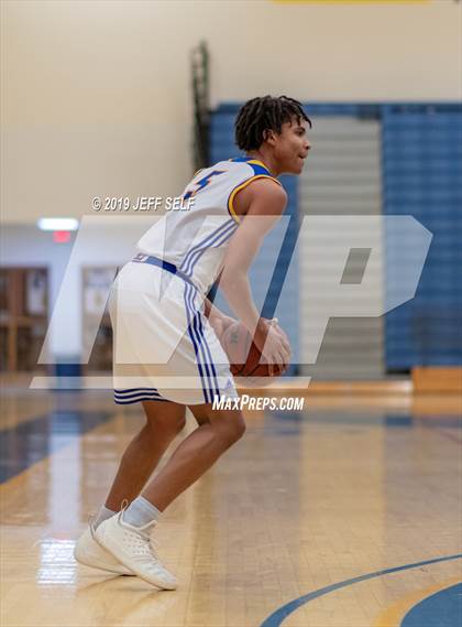 Thumbnail 2 in First Colonial @ Oscar Smith  photogallery.