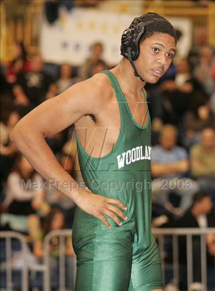 Thumbnail 2 in NYSPHSAA Section I Semifinals photogallery.