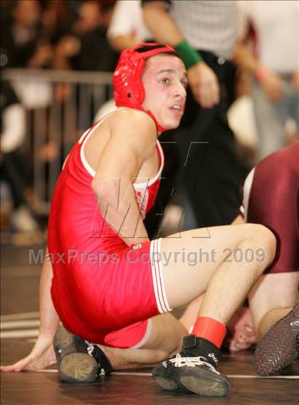Thumbnail 2 in NYSPHSAA Section I Semifinals photogallery.