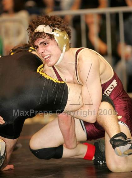 Thumbnail 2 in NYSPHSAA Section I Semifinals photogallery.