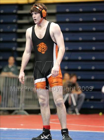 Thumbnail 2 in NYSPHSAA Section I Semifinals photogallery.