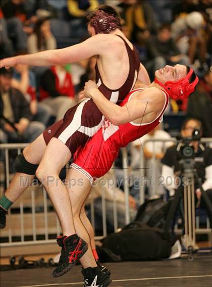 Thumbnail 1 in NYSPHSAA Section I Semifinals photogallery.