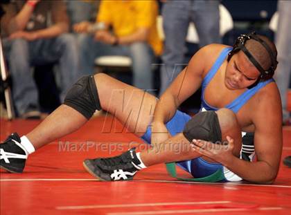 Thumbnail 2 in NYSPHSAA Section I Semifinals photogallery.