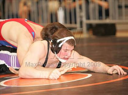 Thumbnail 3 in NYSPHSAA Section I Semifinals photogallery.