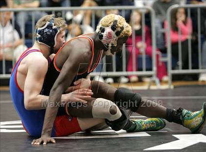 Thumbnail 2 in NYSPHSAA Section I Semifinals photogallery.