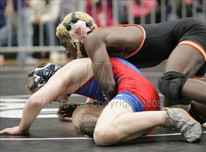 Thumbnail 2 in NYSPHSAA Section I Semifinals photogallery.