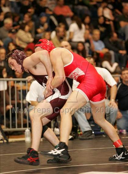 Thumbnail 3 in NYSPHSAA Section I Semifinals photogallery.