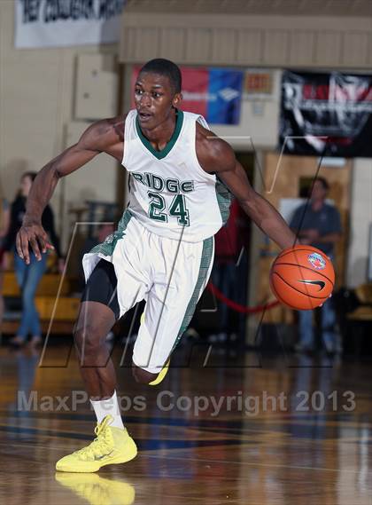 Thumbnail 1 in Oak Ridge vs. Greenforest (City of Palms Classic) photogallery.