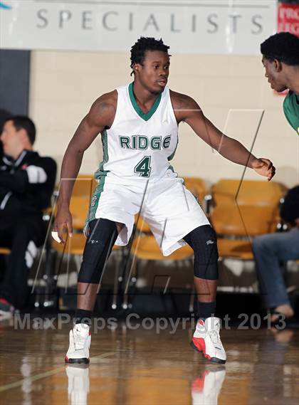 Thumbnail 3 in Oak Ridge vs. Greenforest (City of Palms Classic) photogallery.