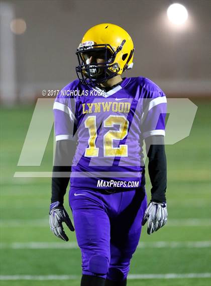 Thumbnail 3 in Lynwood vs Fremont photogallery.