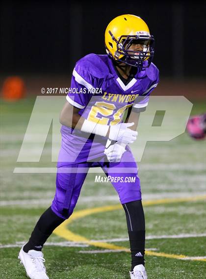 Thumbnail 2 in Lynwood vs Fremont photogallery.