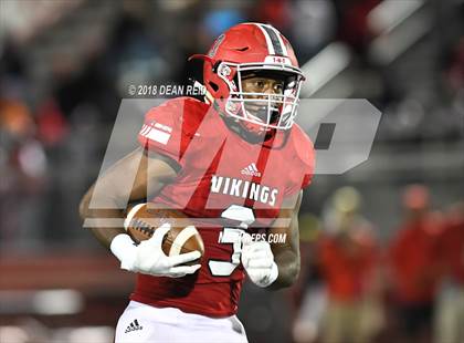 Thumbnail 2 in Lincoln-Way West @ Homewood-Flossmoor photogallery.