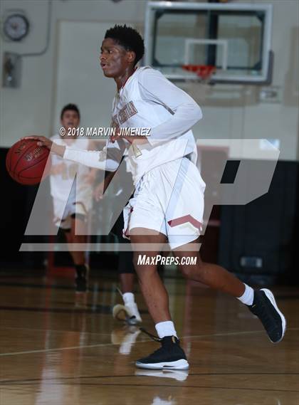 Thumbnail 1 in Calabasas @ Oaks Christian photogallery.