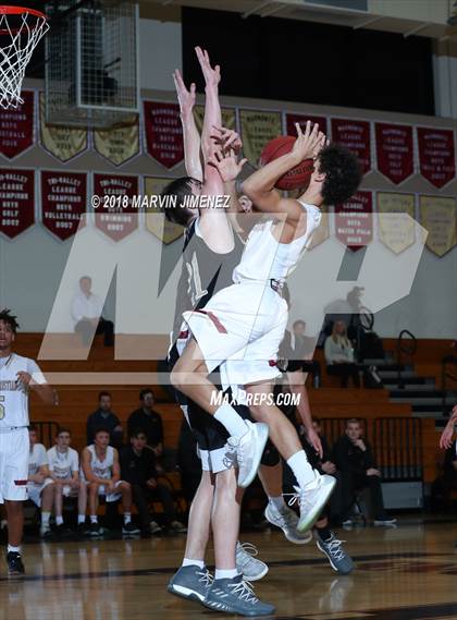 Thumbnail 1 in Calabasas @ Oaks Christian photogallery.