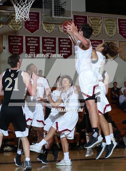 Thumbnail 3 in Calabasas @ Oaks Christian photogallery.