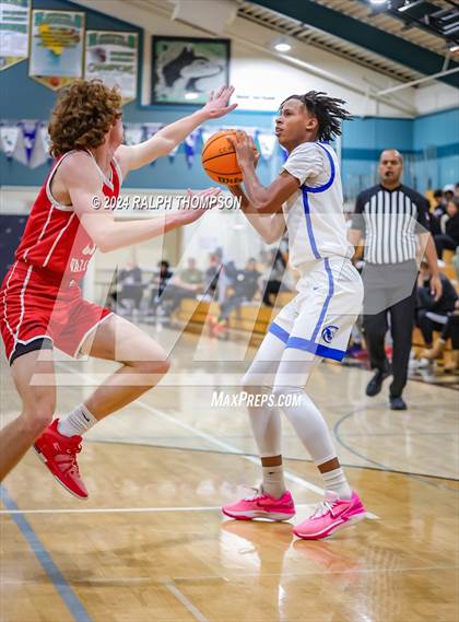 Thumbnail 3 in Capital Christian vs. Clayton Valley Charter (The Block Party Showcase at Sheldon) photogallery.
