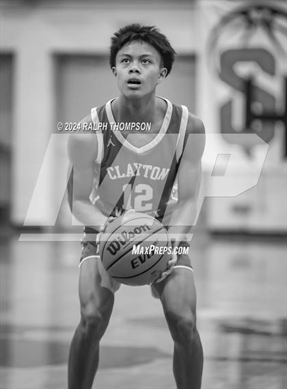 Thumbnail 3 in Capital Christian vs. Clayton Valley Charter (The Block Party Showcase at Sheldon) photogallery.